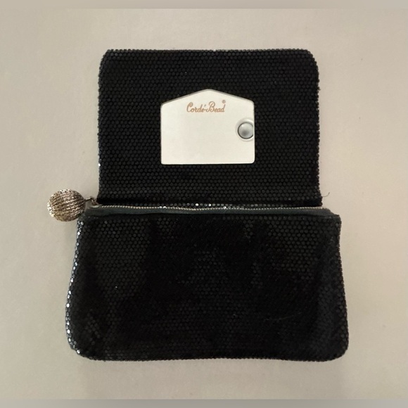 VINTAGE: Lumured | metal mesh clutch bag. - Picture 4 of 12